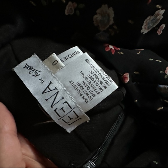 NWT IEENA FOR MAC DUGGAL size 0 Floral printed tiered long evening gown - Picture 9 of 9